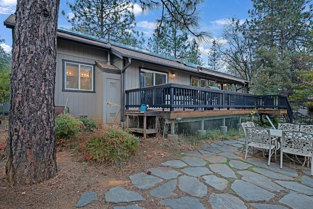 $500,000 | 17010 Alexandra Way, Grass Valley, CA 95949