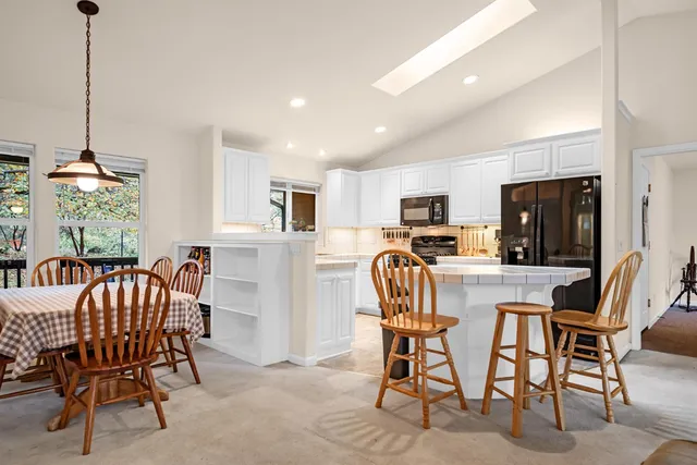 $500,000 | 17010 Alexandra Way, Grass Valley, CA 95949