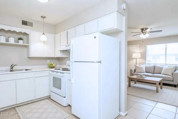 $849 | 826 East 4th Place, Unit B, Mesa, AZ 85203