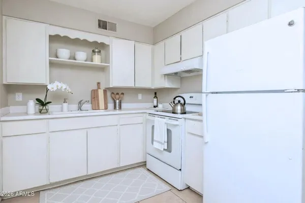 $900 | 826 East 4th Place, Unit B, Mesa, AZ 85203