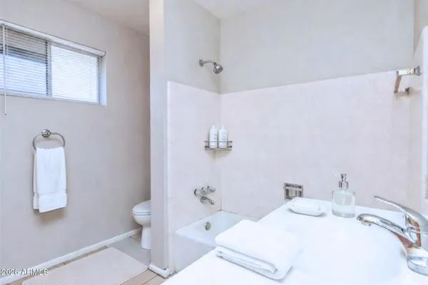 $900 | 826 East 4th Place, Unit B, Mesa, AZ 85203