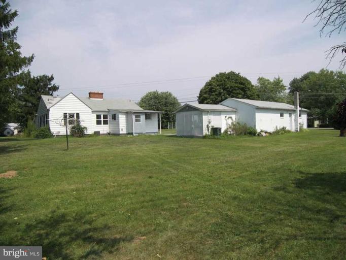 461 Welltown Road Winchester, VA 22603 - Photo 2 of 13 Exterior (Rear)