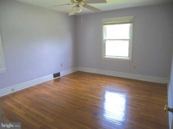 461 Welltown Road Winchester, VA 22603 - Photo 12 of 13 Bedroom #3
