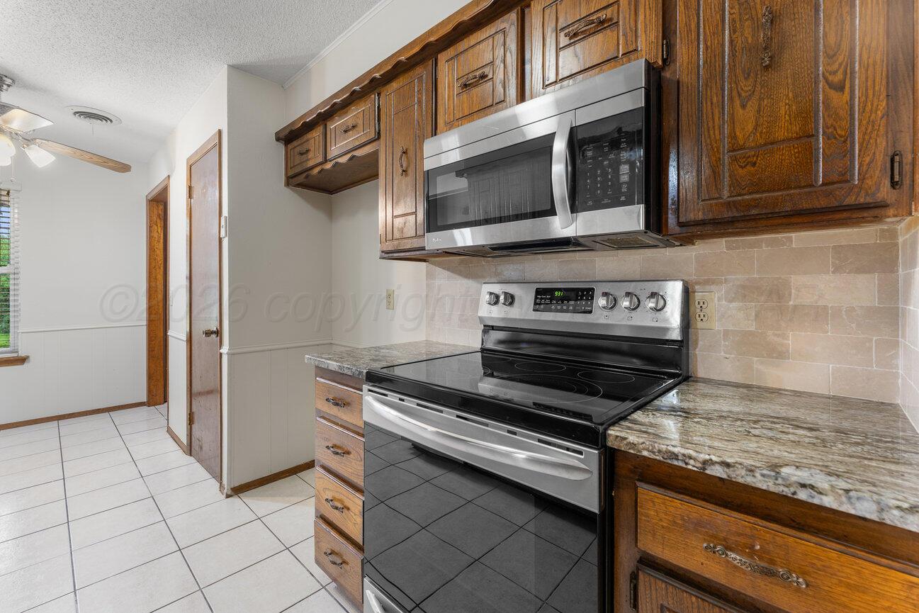 5201 South Milam Street Amarillo, TX 79110 - Photo 34 of 53 Kitchen-4