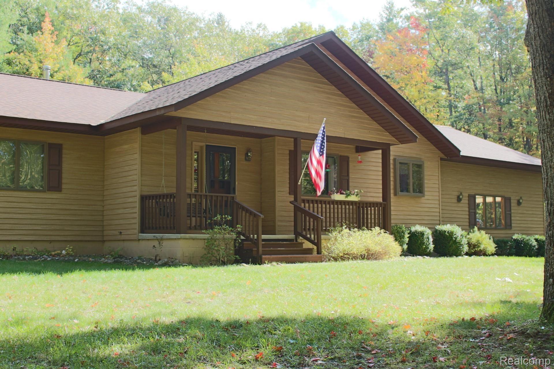 1339 Neumann Road Lewiston, MI 49756 - Photo 6 of 96 1339 Neumann Rd 075.JPG