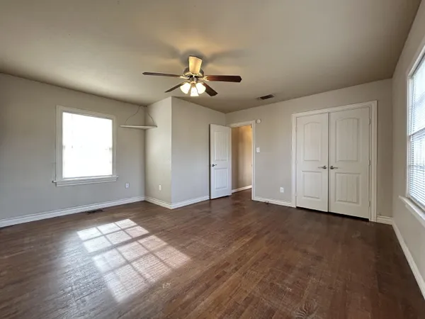 $1,300 | 3323 22nd Street, Lubbock, TX 79410