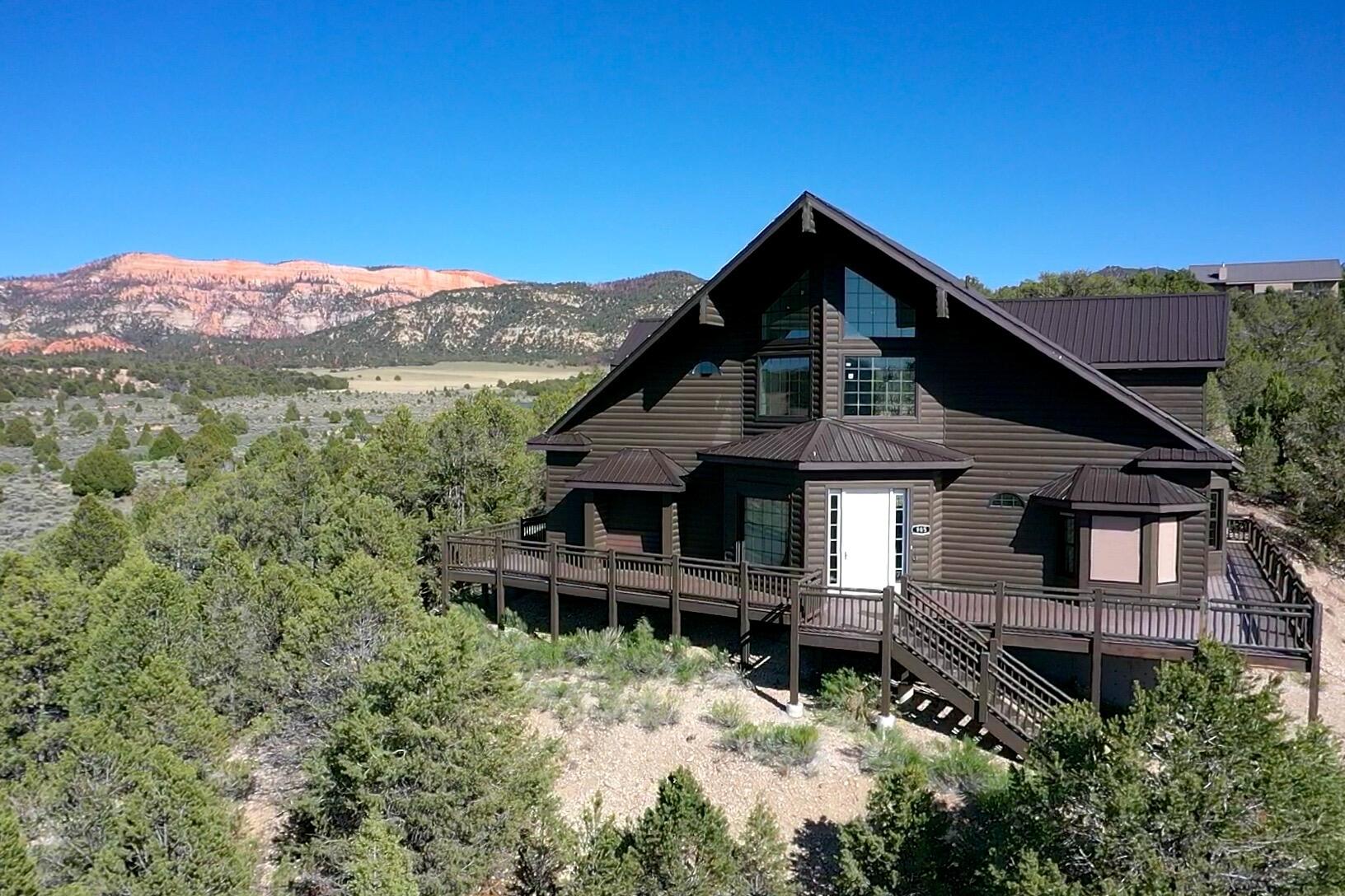 985 North Russel Road Hatch, UT 84735 - Photo 1 of 42 1 screen_4fd924e8968dafa5_1779924752732.