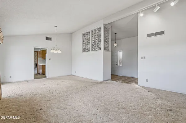 $285,000 | 648 Tepic Drive, El Paso, TX 79912