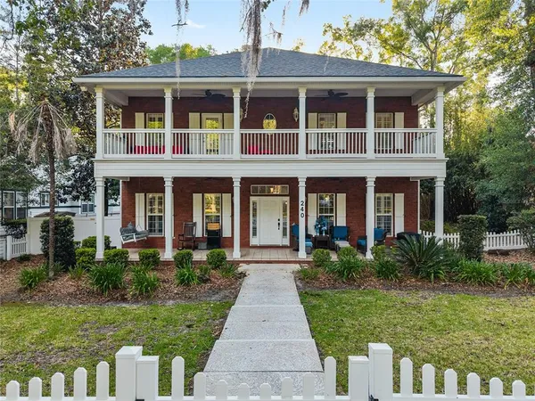 $820,000 | 240 Southwest 131st Street, Newberry, FL 32669