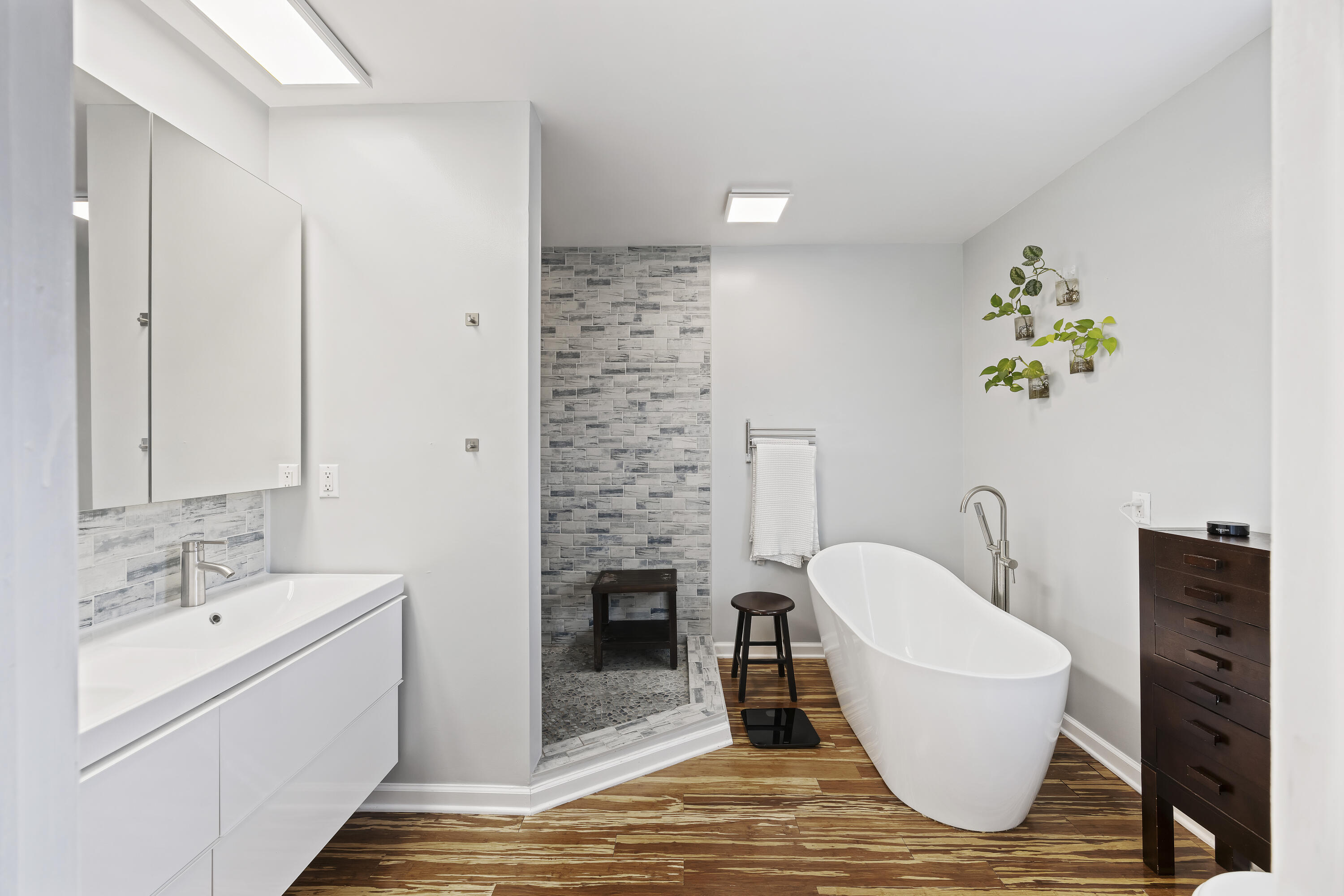 683 Edmonds Drive Charleston, SC 29412 - Photo 14 of 34 243A1998