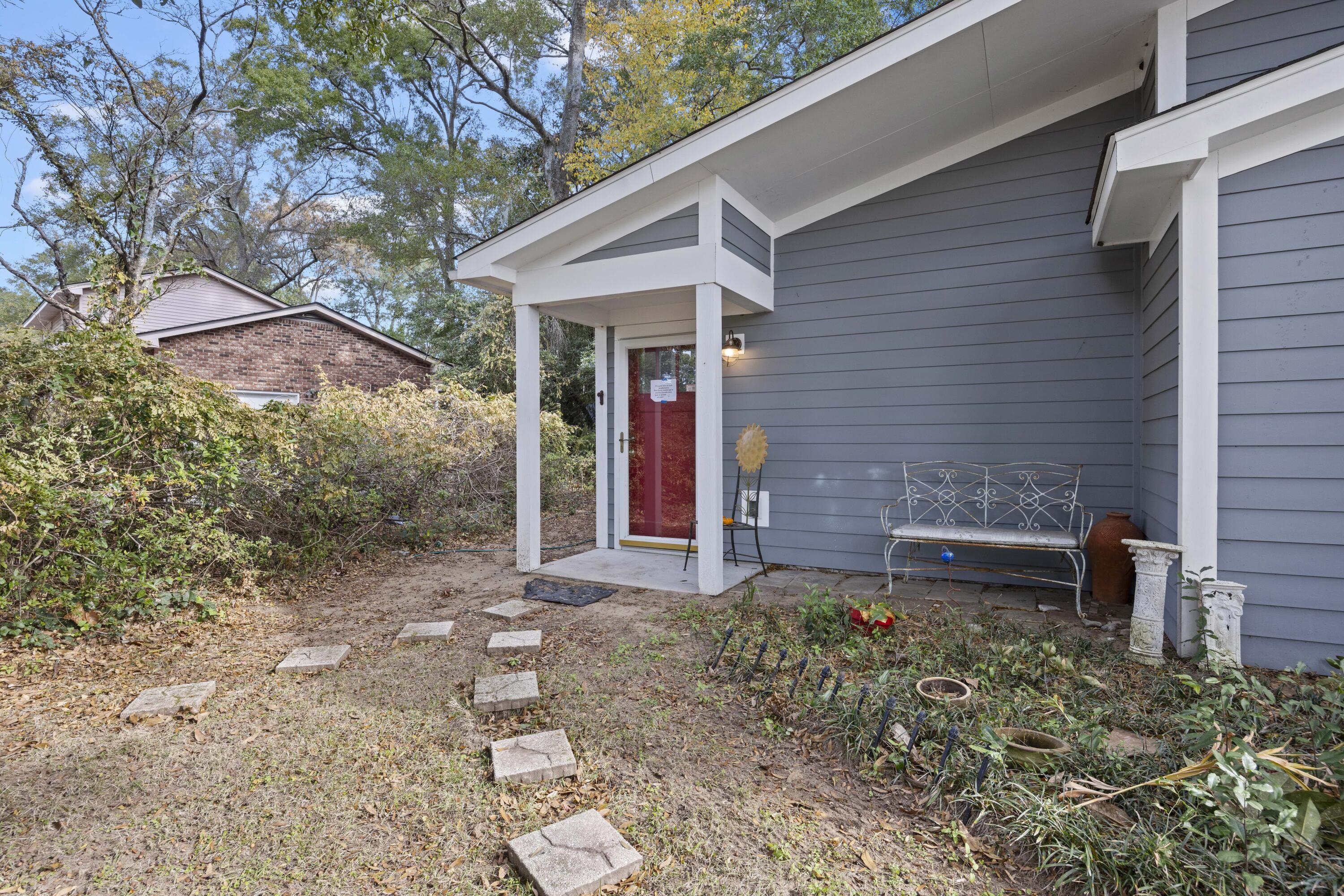 683 Edmonds Drive Charleston, SC 29412 - Photo 22 of 34 243A2209
