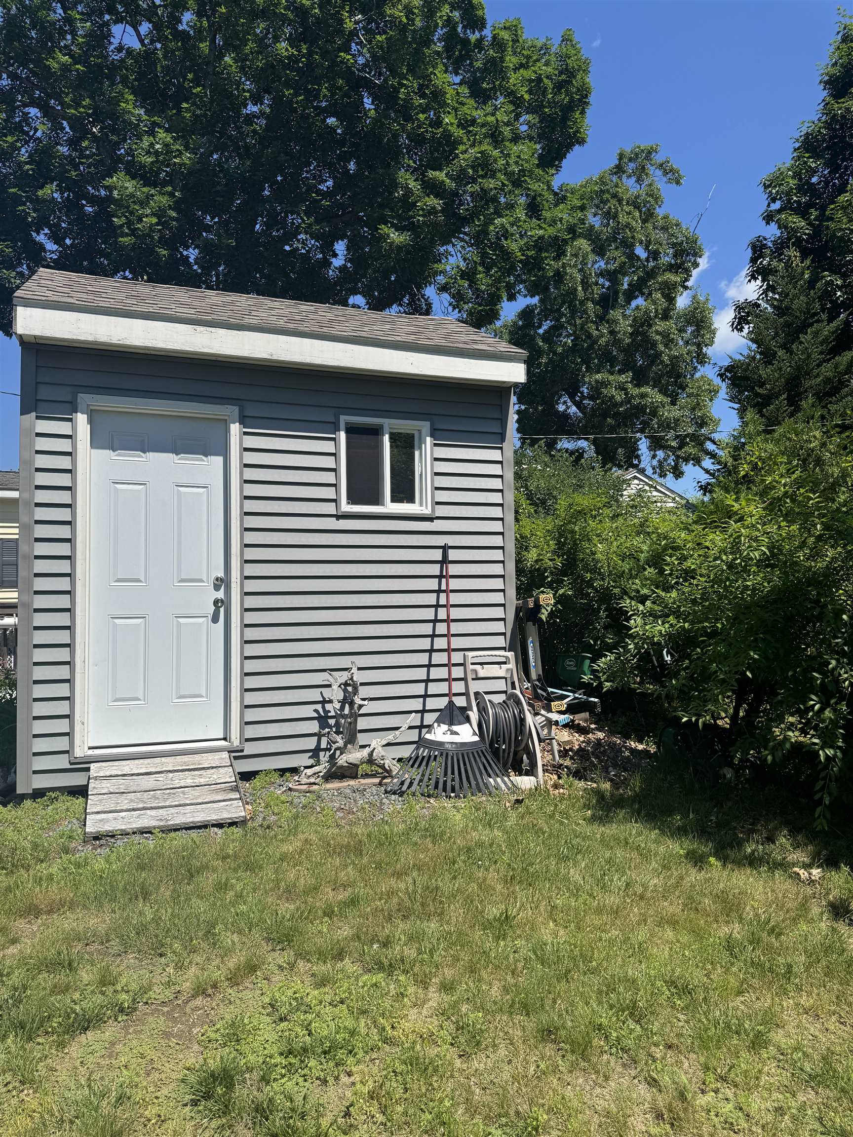 4 Manorcrest Drive Nashua, NH 03062 - Photo 6 of 39