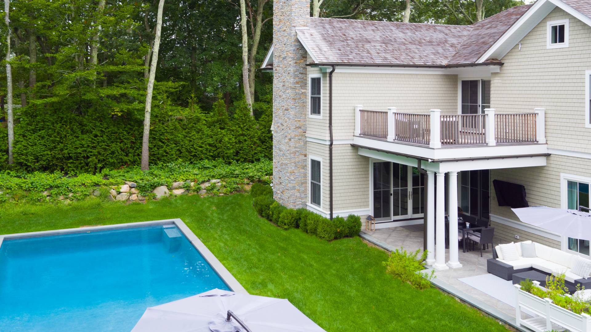 12 Sellentin Way Bridgehampton, NY 11932 - Photo 3 of 49 a front view of a house with garden