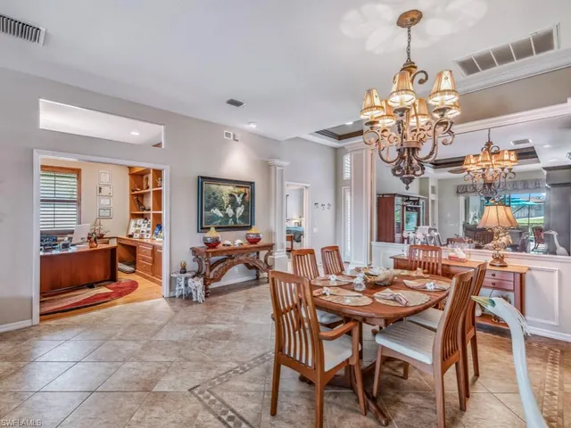 $1,000,000 | 6048 Fairway Court, Naples, FL 34110