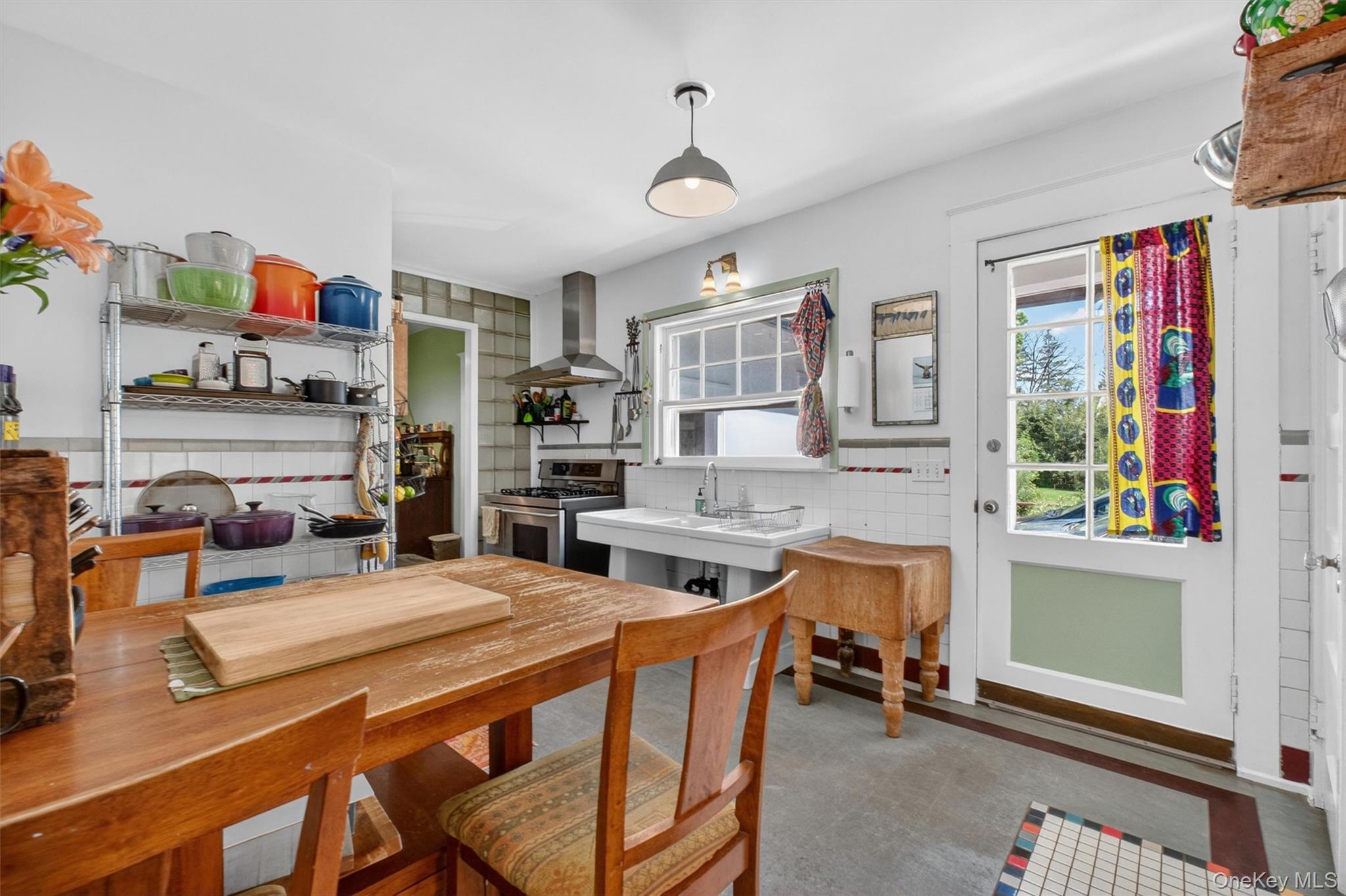 96 Hooker Avenue Poughkeepsie, NY 12601 - Photo 10 of 43