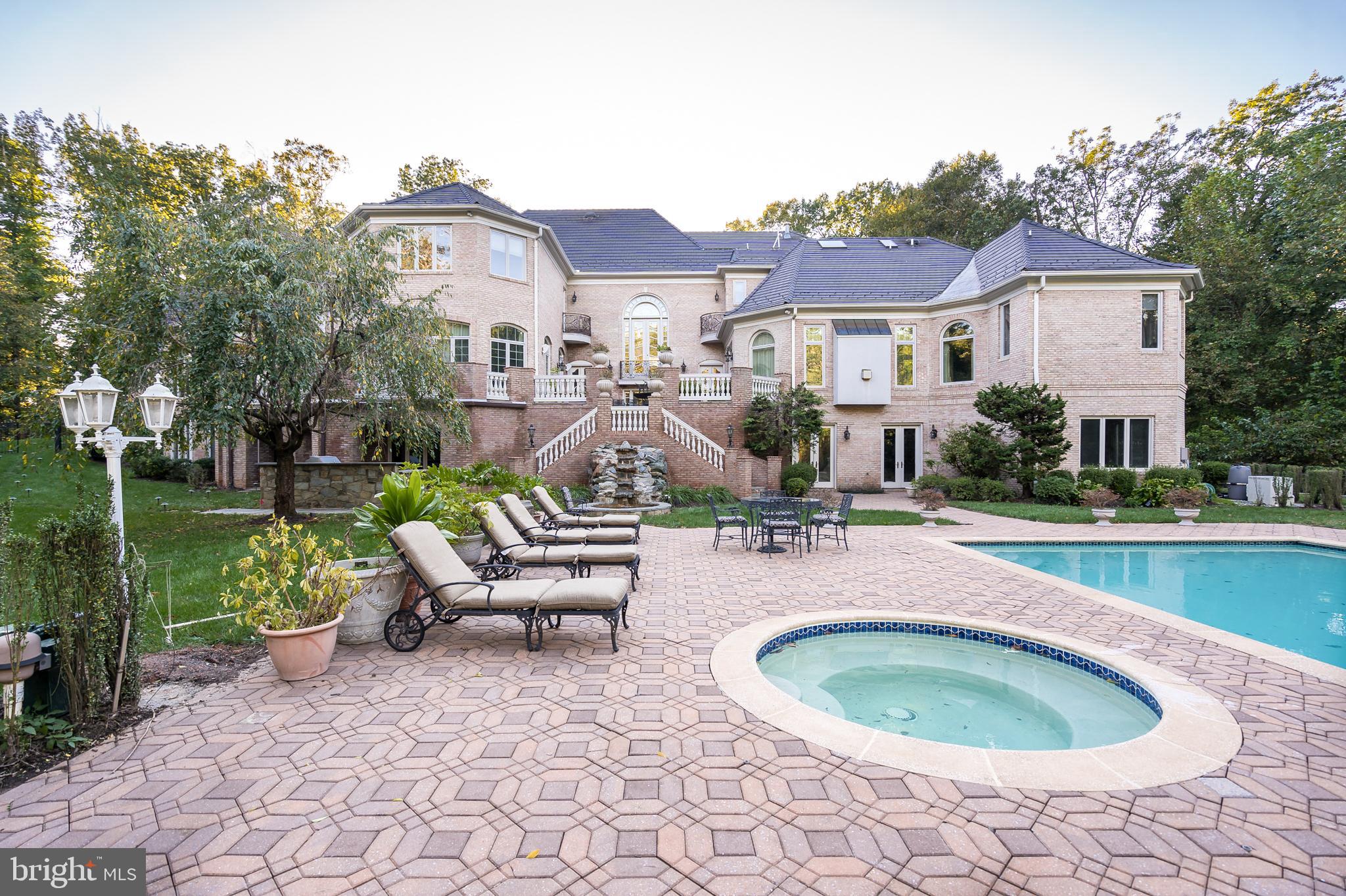 9333 Belle Terre Way Potomac, MD 20854 - Photo 107 of 111 Outdoor Swimming Pool | Spa