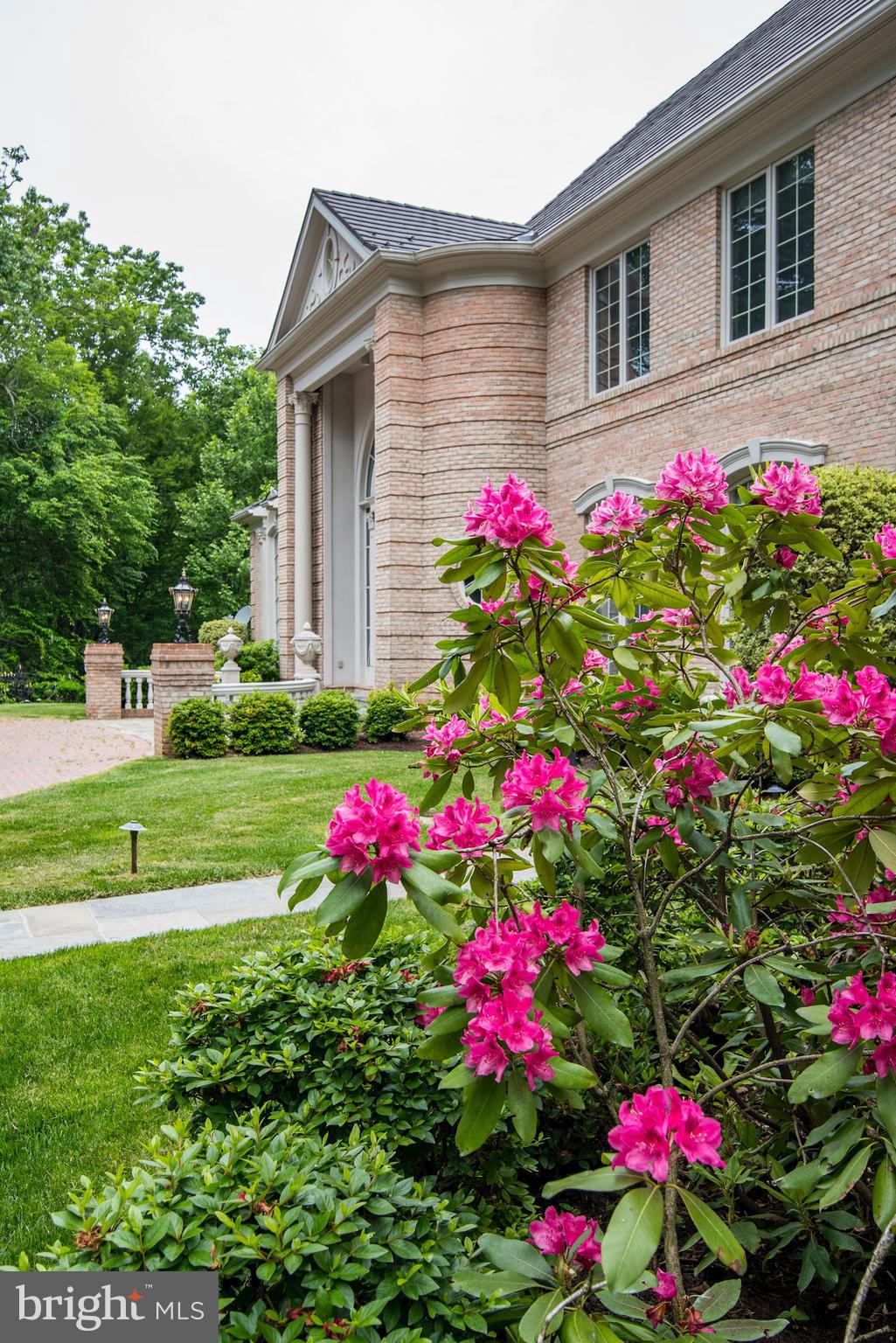 9333 Belle Terre Way Potomac, MD 20854 - Photo 6 of 111