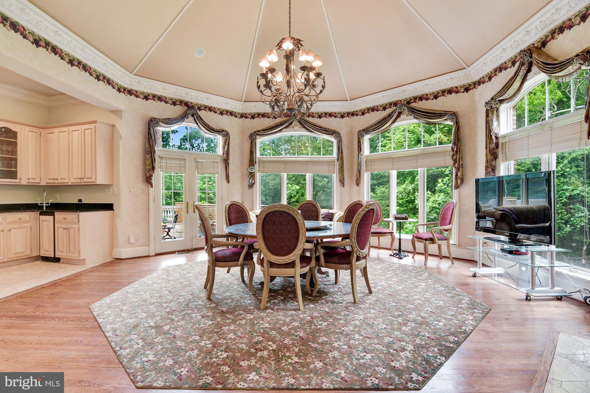 9333 Belle Terre Way Potomac, MD 20854 - Photo 66 of 111 Family Room off Kitchen w/FP