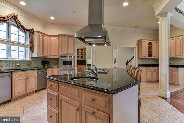 $3,200,000 | 9333 Belle Terre Way, Potomac, MD 20854