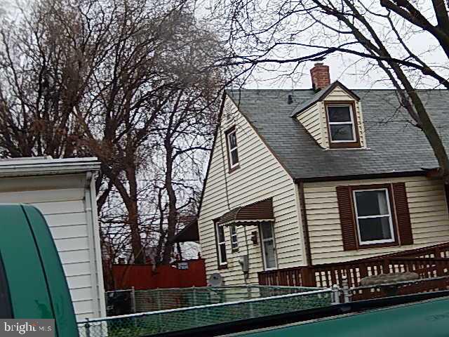 8208 Peach Orchard Road Baltimore, MD 21222 - Photo 3 of 36 Gallery Image 3