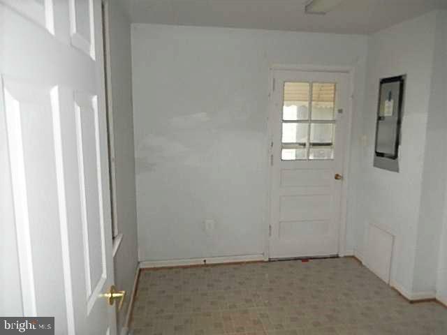 8208 Peach Orchard Road Baltimore, MD 21222 - Photo 31 of 36 Gallery Image 31