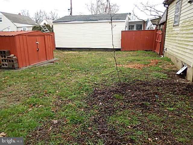 8208 Peach Orchard Road Baltimore, MD 21222 - Photo 10 of 36 Gallery Image 10