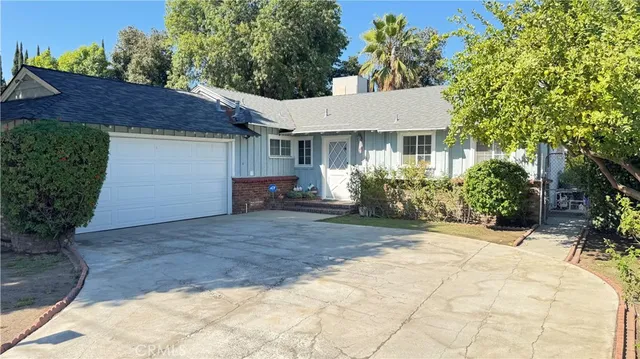 $825,000 | 15815 Bassett Street, Lake Balboa, CA 91406