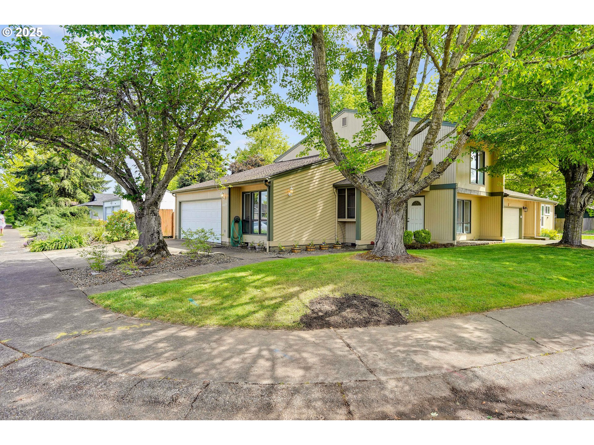 4495 Madrona Way Southeast Albany, OR 97322 - Photo 1 of 29 a house view with a backyard space