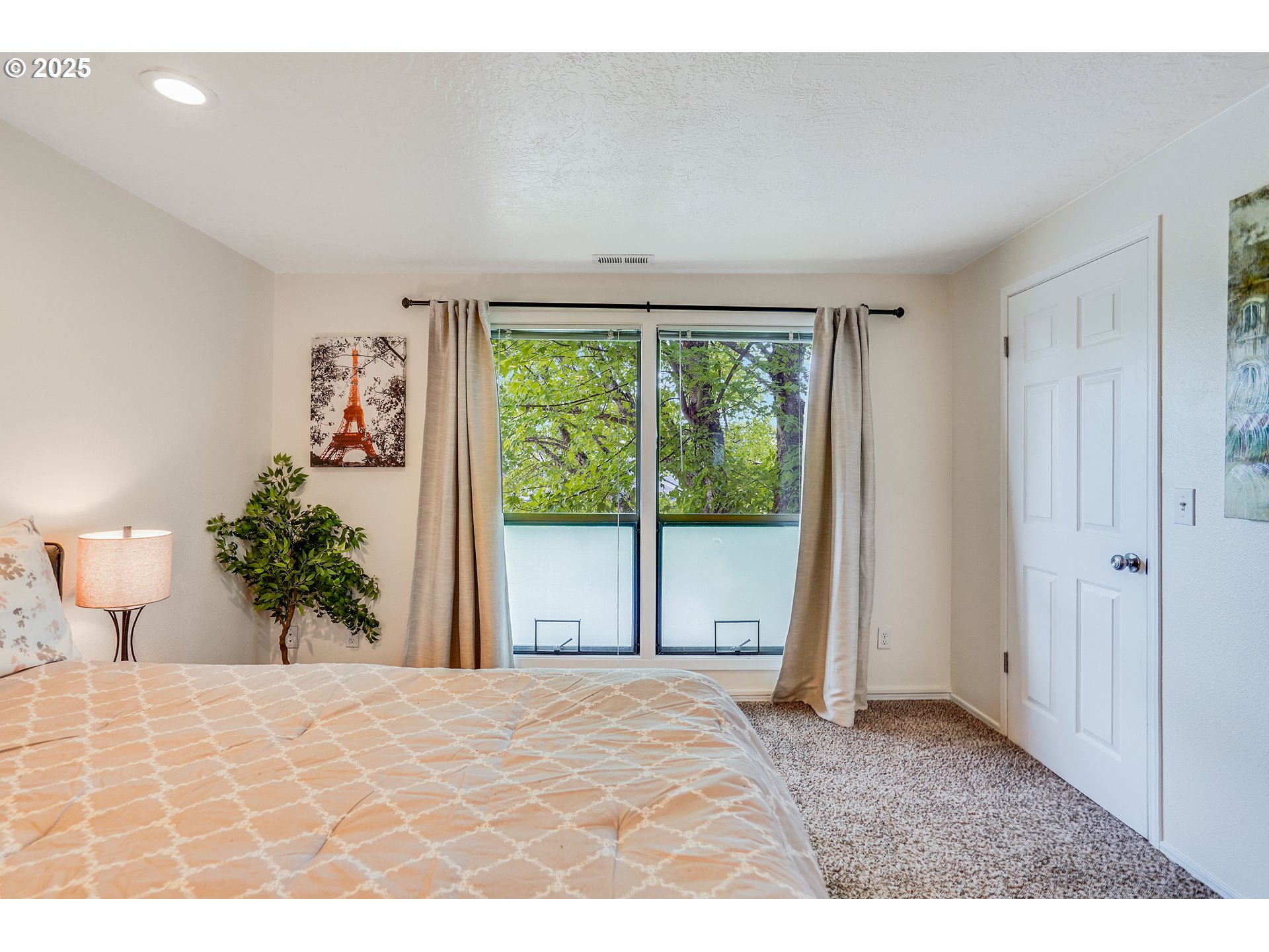 4495 Madrona Way Southeast Albany, OR 97322 - Photo 23 of 29 a view of a bedroom