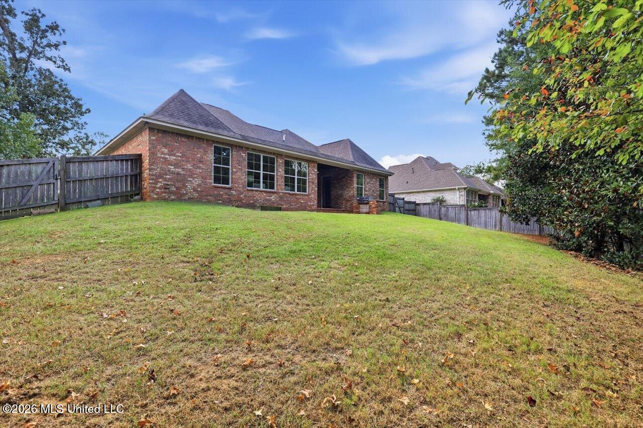 222 Legacy Drive Brandon, MS 39042 - Photo 45 of 48 Backyard Views