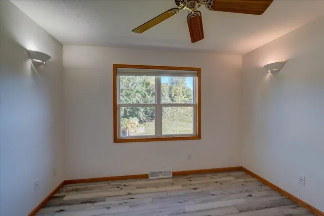 $374,900 | 652 East Countryside Drive, Evansville, WI 53536