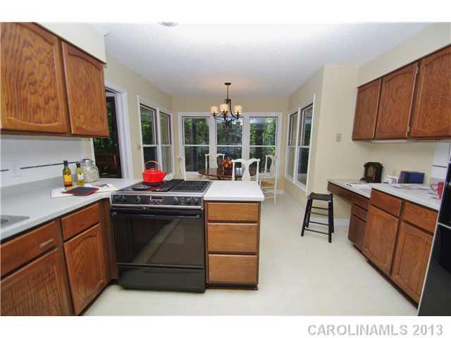 6506 Silver Fox Road Charlotte, NC 28270 - Photo 5 of 16