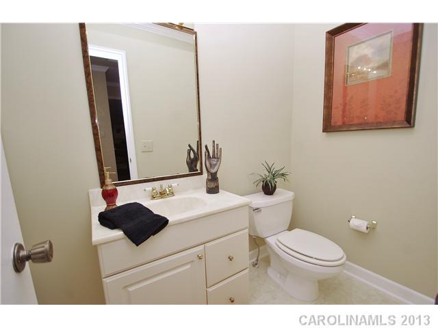 6506 Silver Fox Road Charlotte, NC 28270 - Photo 9 of 16