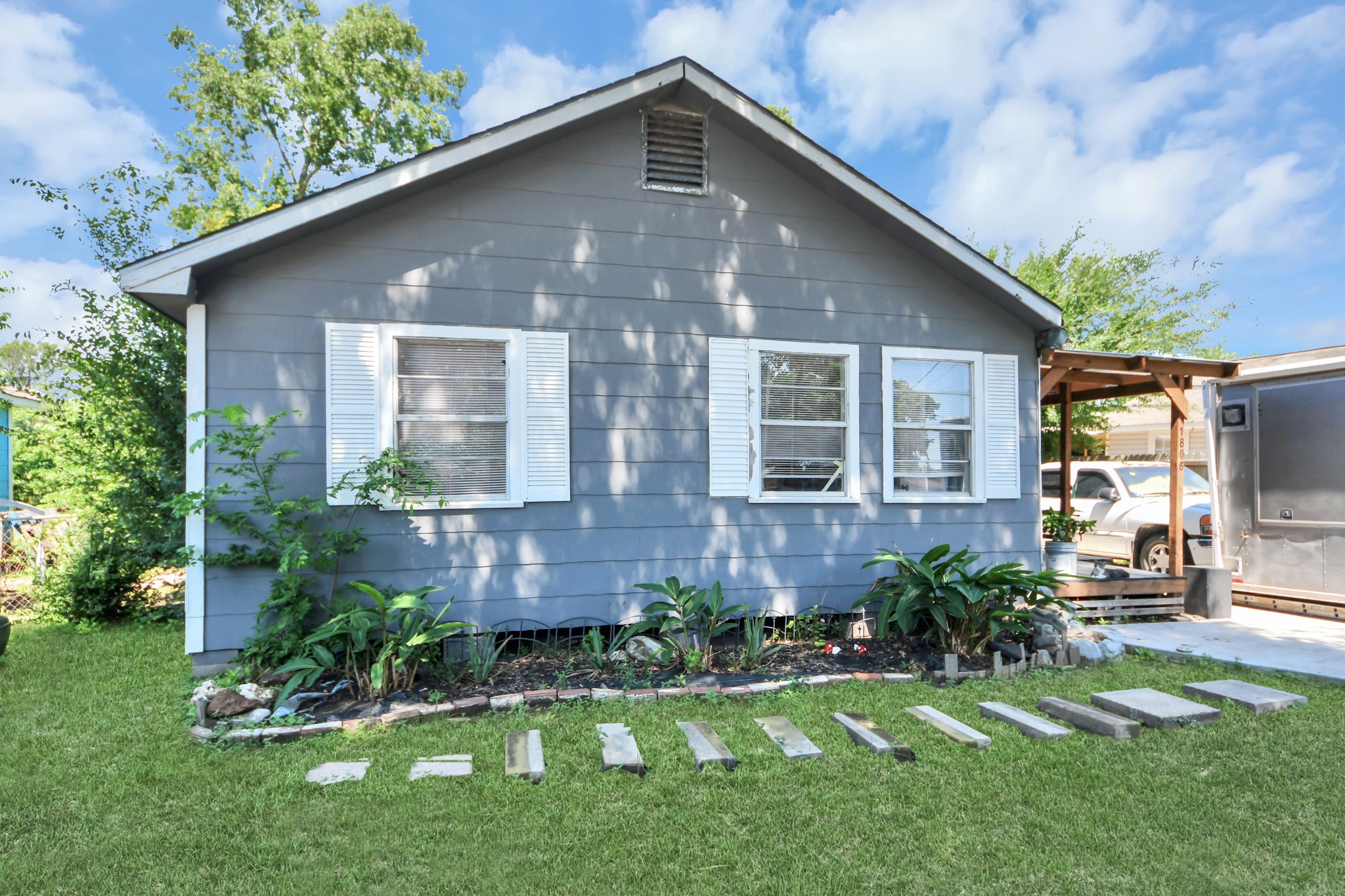 1806 Miami Road Pasadena, TX 77502 - Photo 3 of 34