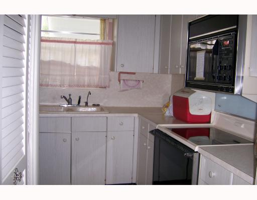 2570 Banyan Road, Unit 6 Boca Raton, FL 33432 - Photo 2 of 9 Additional Photo