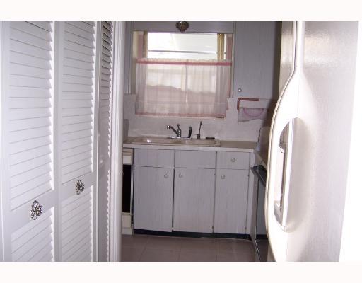 2570 Banyan Road, Unit 6 Boca Raton, FL 33432 - Photo 3 of 9 Additional Photo