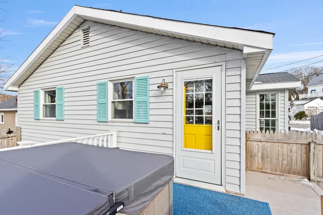 $599,000 | 17 Spring Street, South Portland, ME 04106