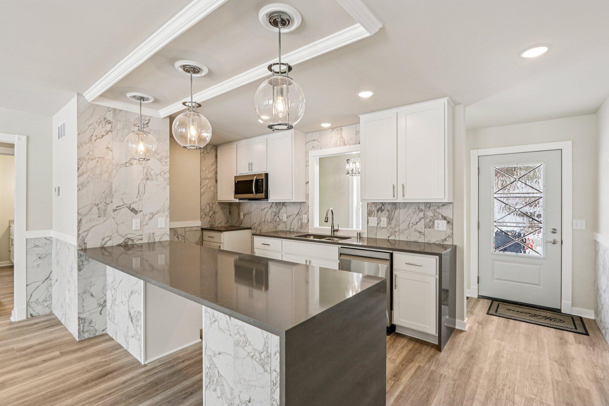 8106 Monroe Street Burlington, WI 53105 - Photo 9 of 50 11-web-or-mls-Monroe St-S0502-011