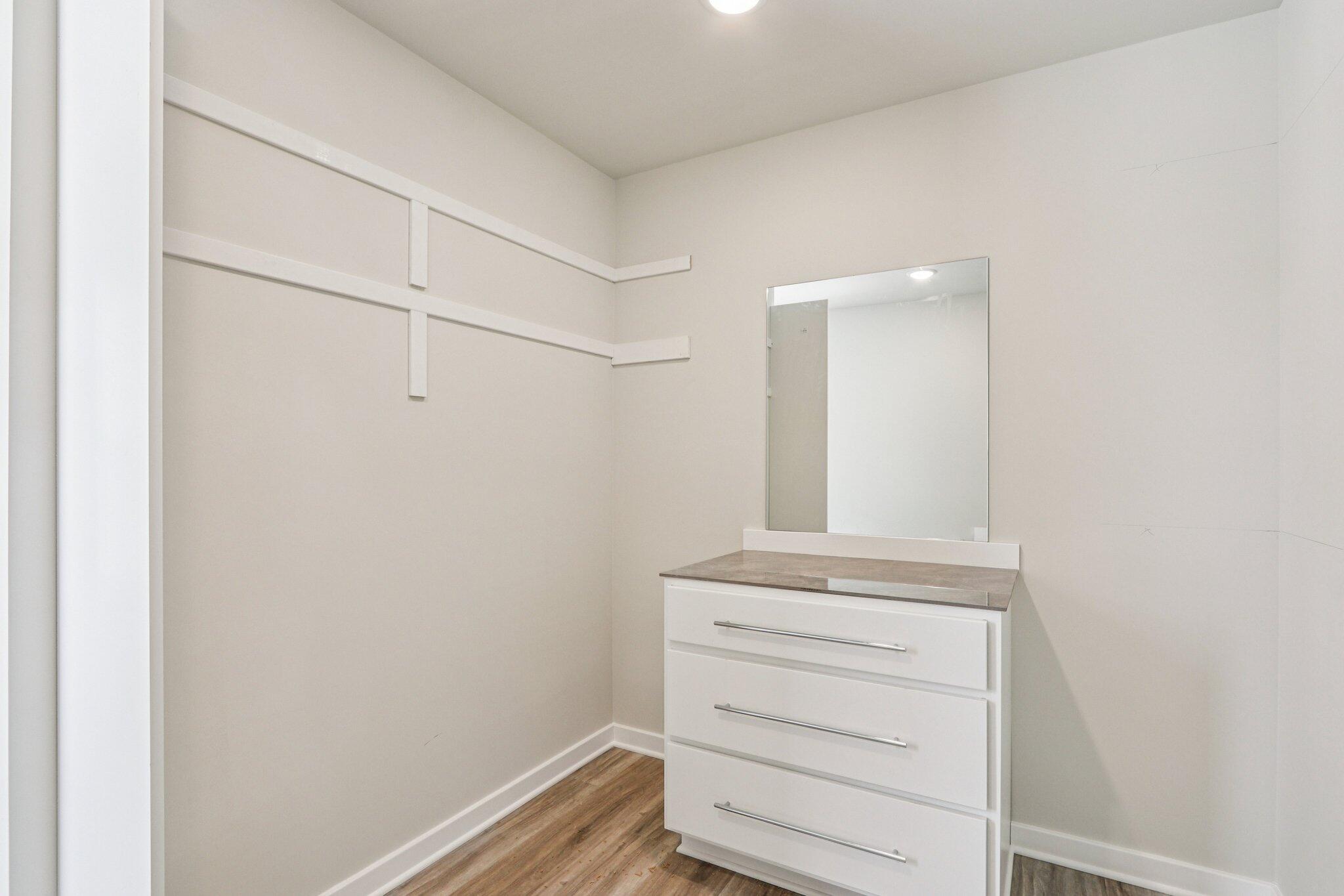 8106 Monroe Street Burlington, WI 53105 - Photo 18 of 50 Master Walk-in