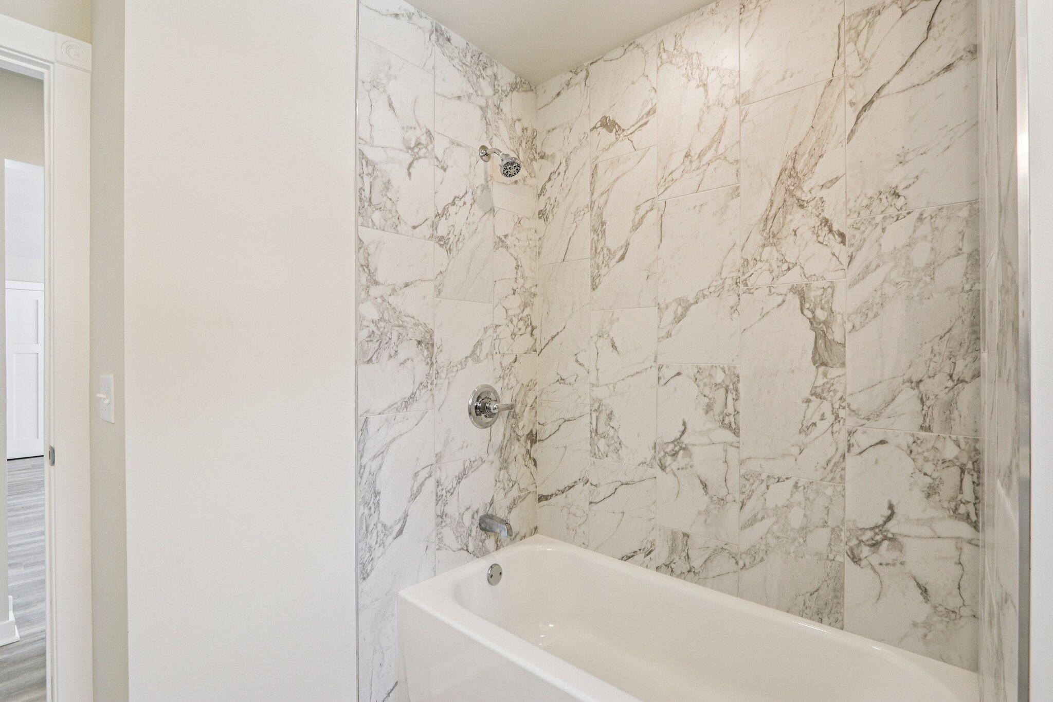 8106 Monroe Street Burlington, WI 53105 - Photo 24 of 50 27-web-or-mls-Monroe St-S0502-027