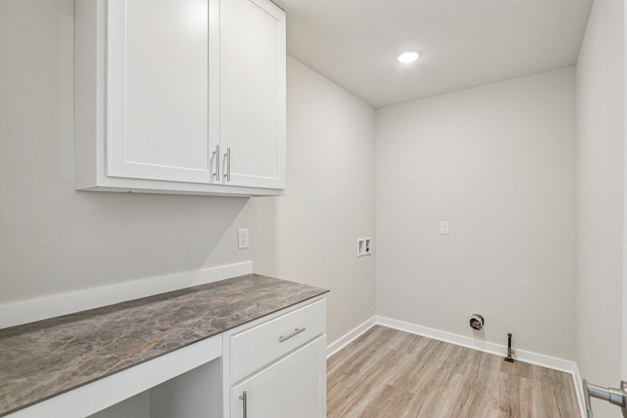 8106 Monroe Street Burlington, WI 53105 - Photo 29 of 50 Laundry Room