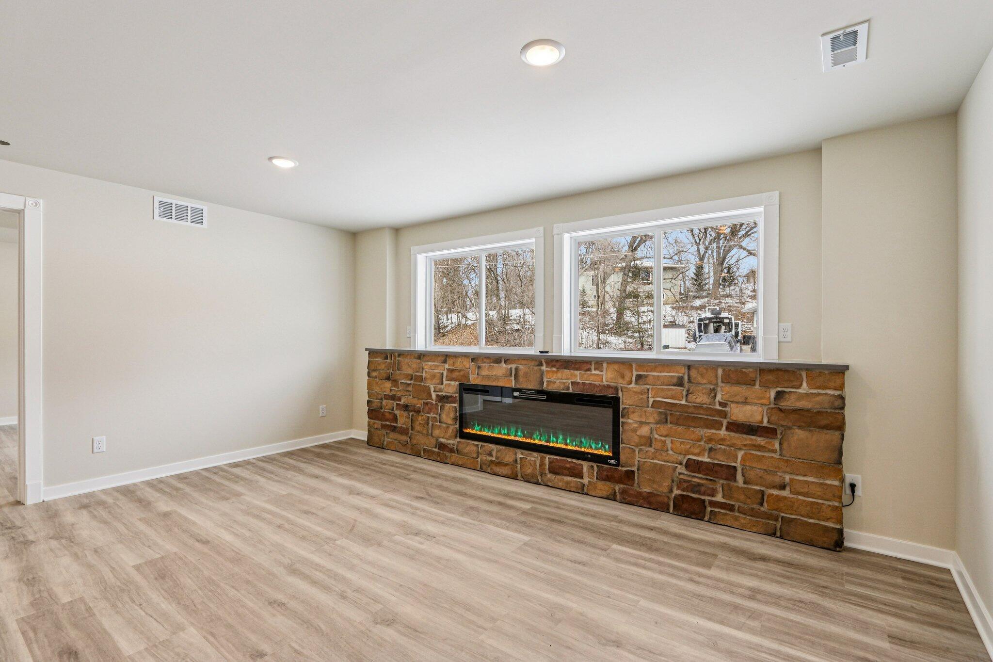 8106 Monroe Street Burlington, WI 53105 - Photo 30 of 50 32-web-or-mls-Monroe St-S0502-032