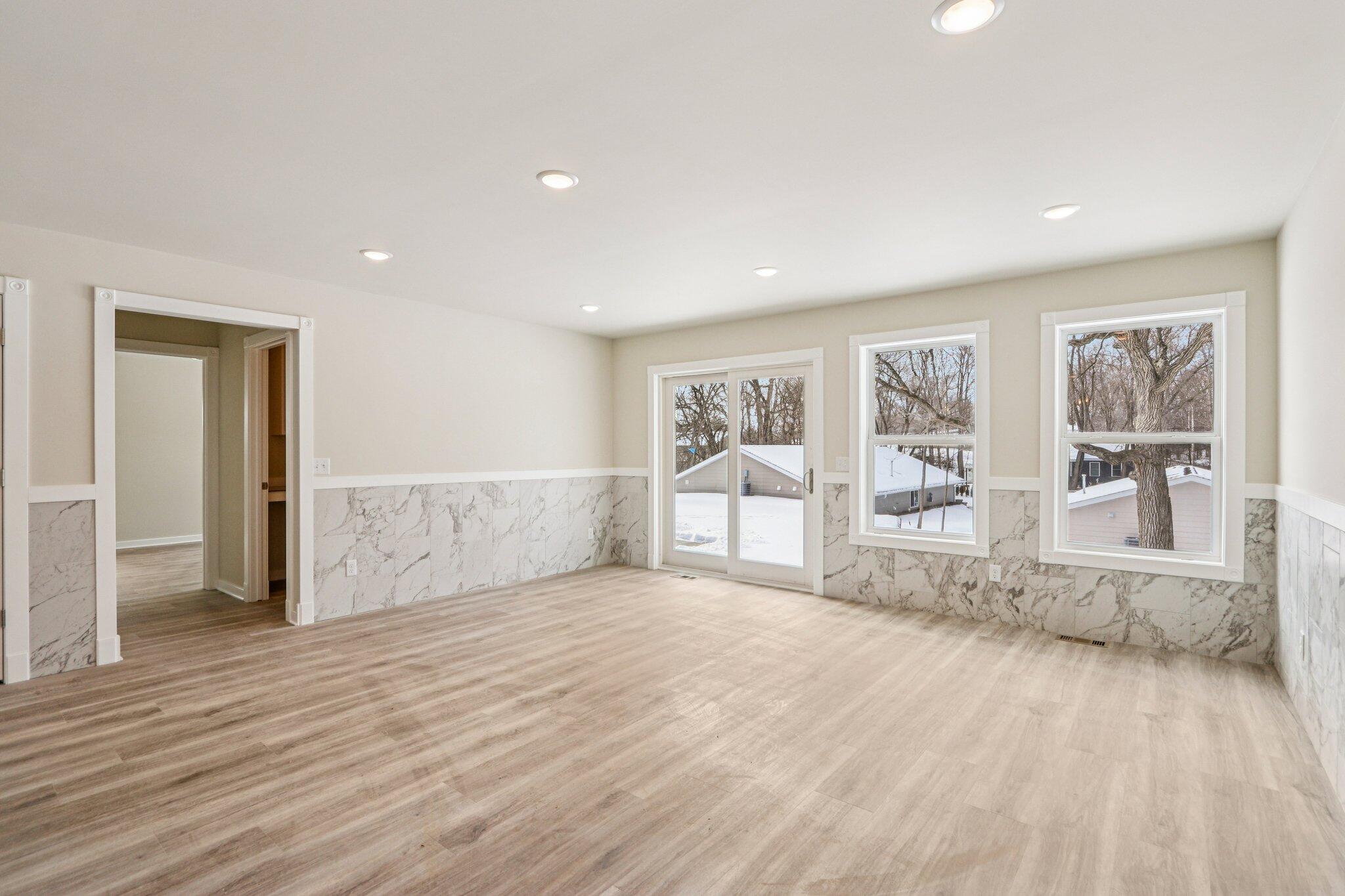 8106 Monroe Street Burlington, WI 53105 - Photo 5 of 50 5-web-or-mls-Monroe St-S0502-005