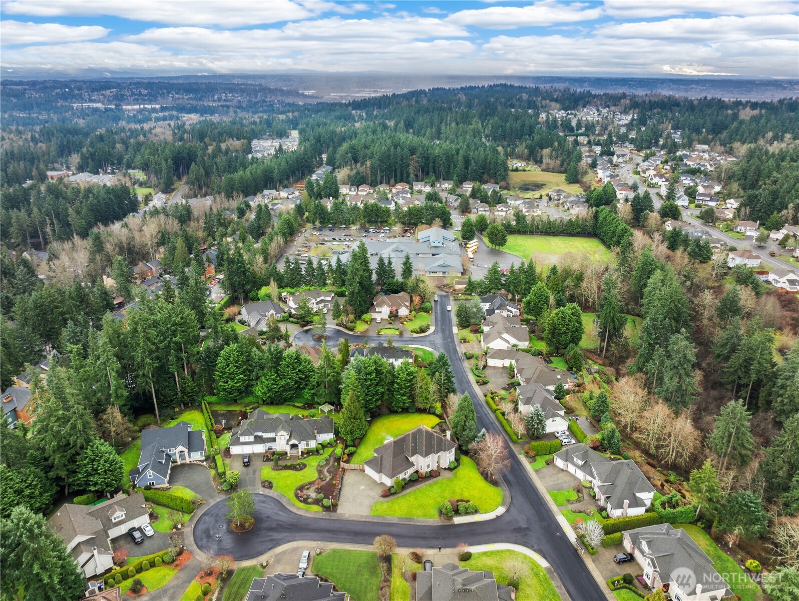 423 Southwest 348th Court Federal Way, WA 98023 - Photo 39 of 39 a view of a city