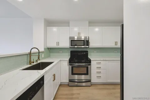 $464,900 | 530 K Street, Unit 216, San Diego, CA 92101