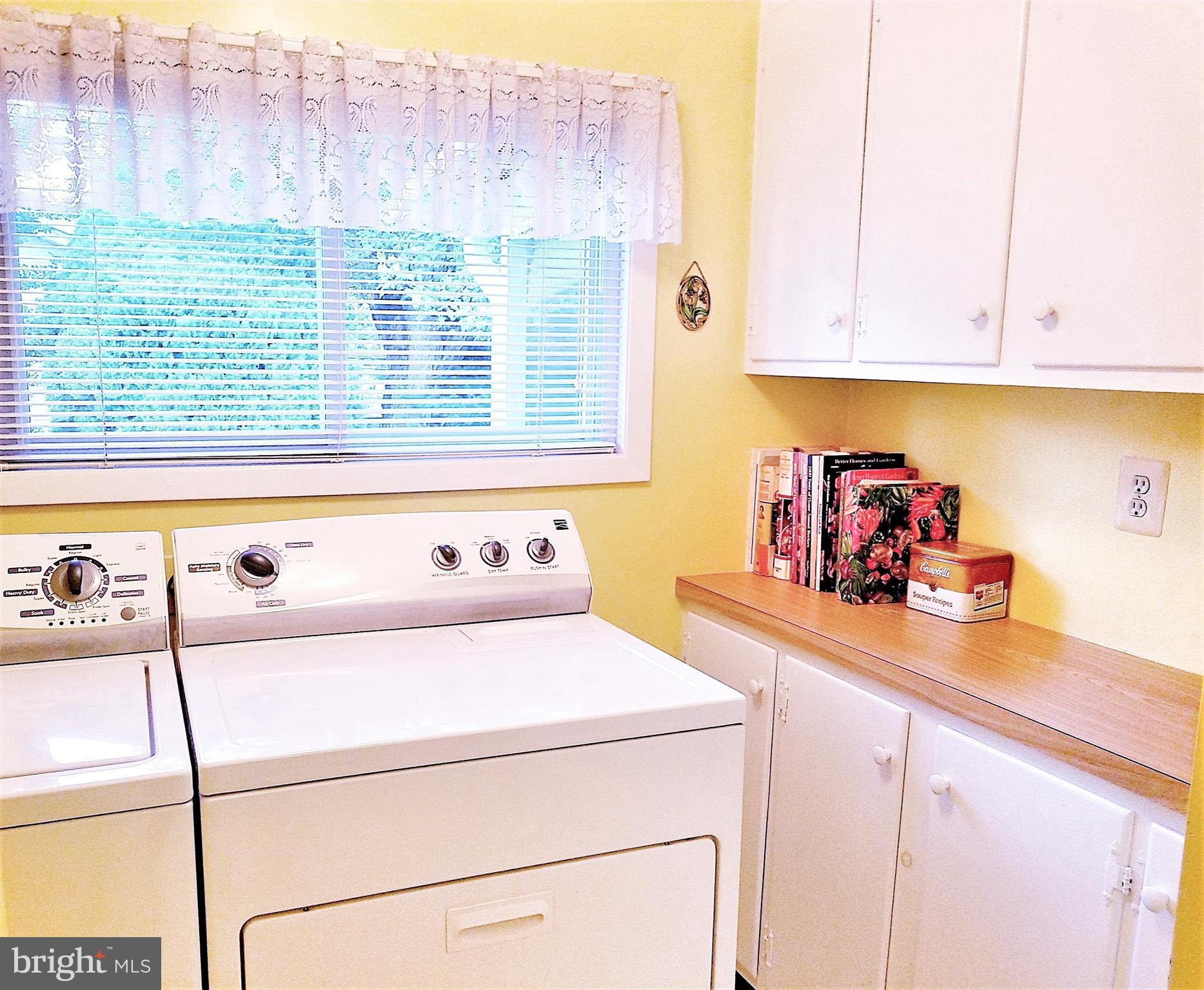 4604 Roundhill Road Alexandria, VA 22310 - Photo 17 of 40 Laundry and more kitchen cabinets for storage