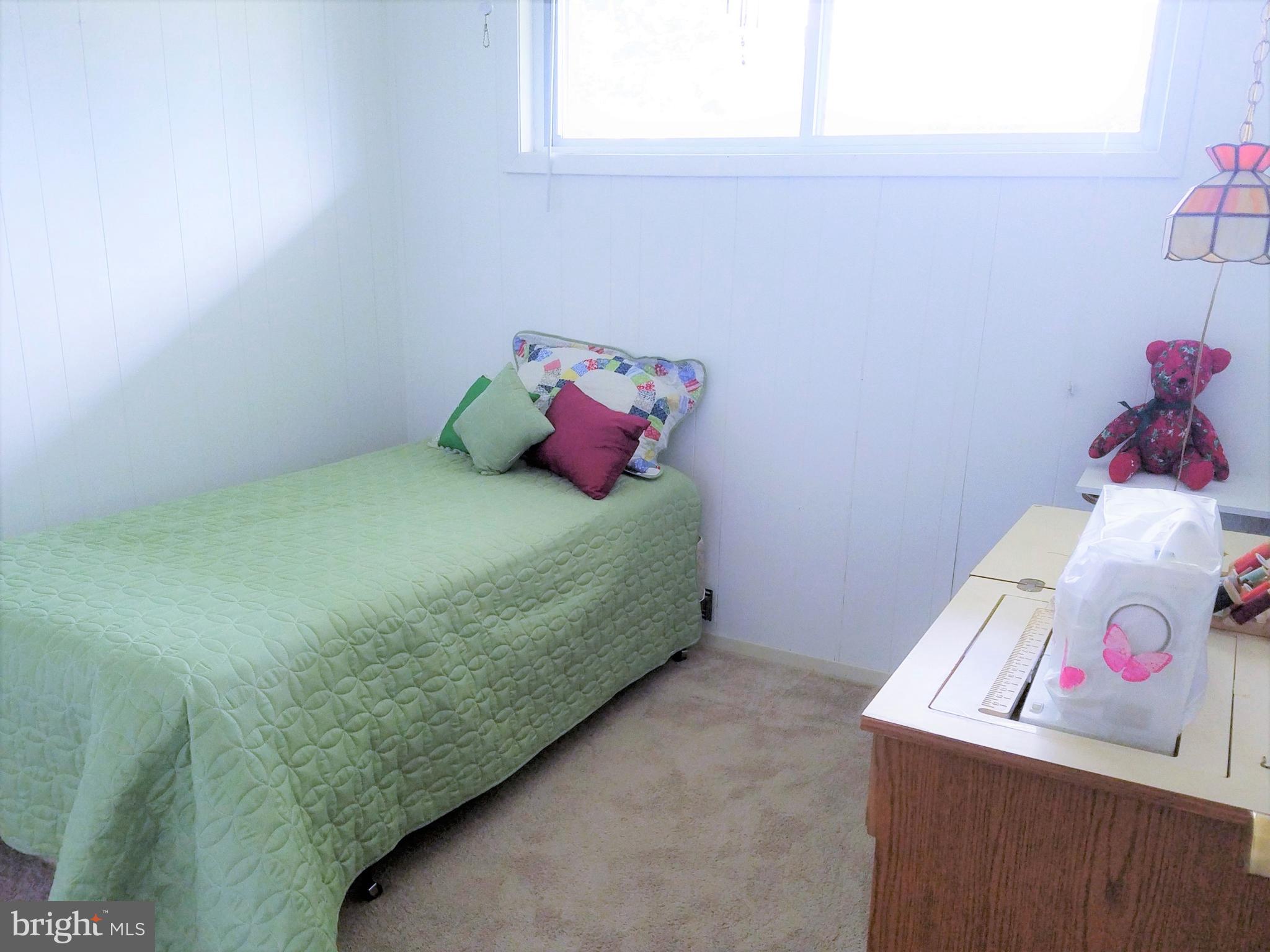 4604 Roundhill Road Alexandria, VA 22310 - Photo 32 of 40 Bedroom 3
