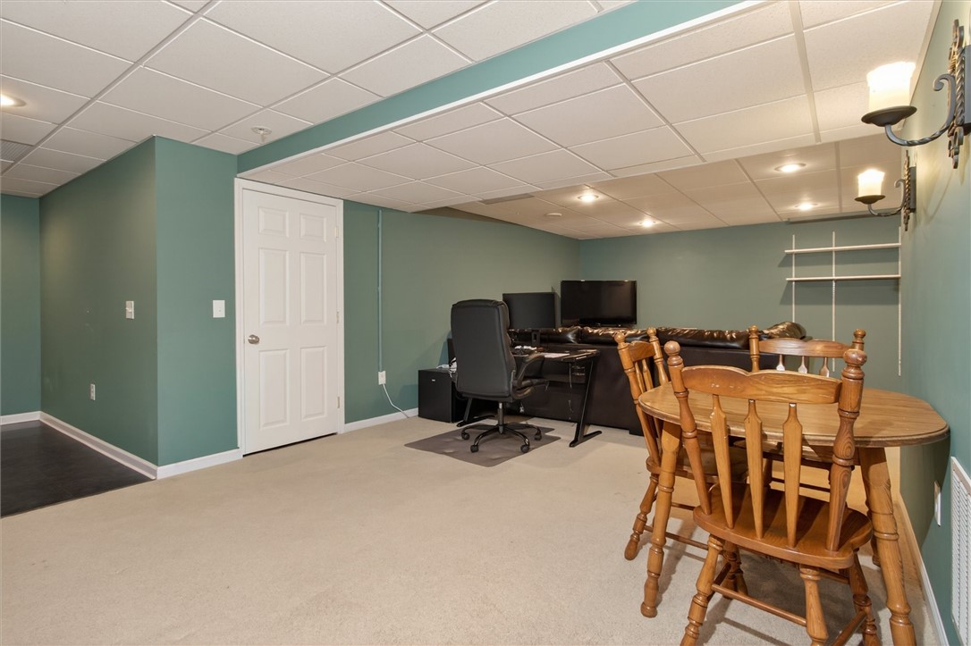 1762 Schlegel Road Webster, NY 14580 - Photo 37 of 47