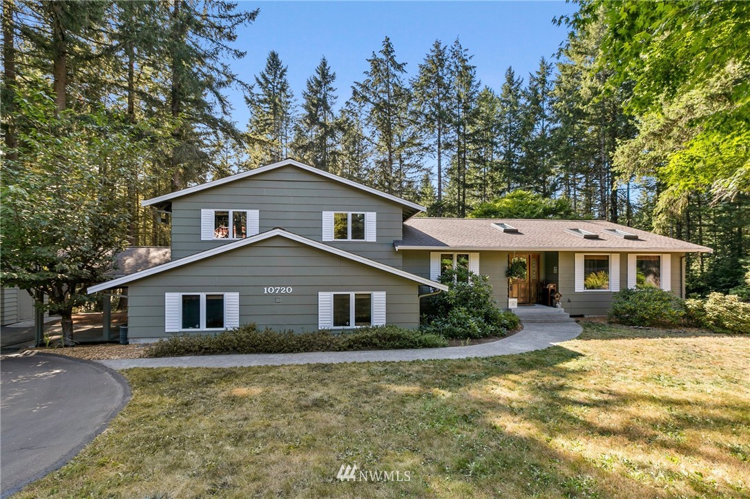 10720 Ridge Rim Trail Southeast Port Orchard, WA 98367 - Photo 1 of 38 Gallery Image 1