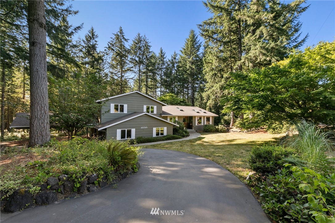 10720 Ridge Rim Trail Southeast Port Orchard, WA 98367 - Photo 2 of 38 Gallery Image 2